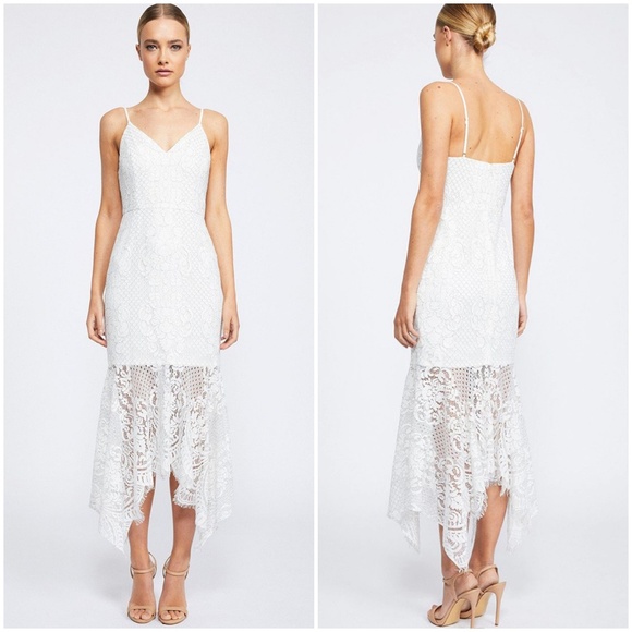 Shona Joy Dresses & Skirts - Shona Joy Lace Cocktail Handkerchief Hem Dress